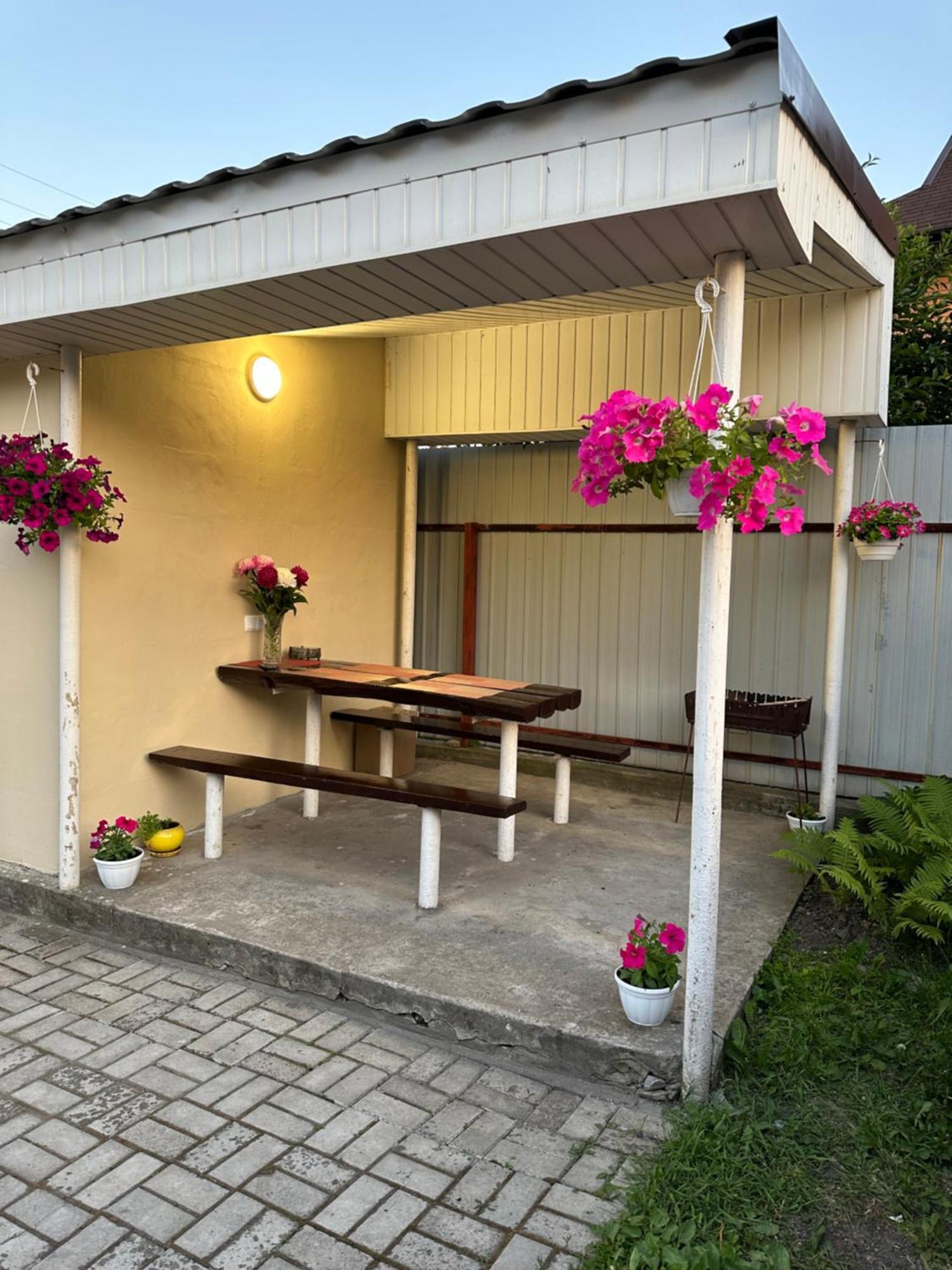 Vesela Bdzhilka Hotel ซูมี ภายนอก รูปภาพ