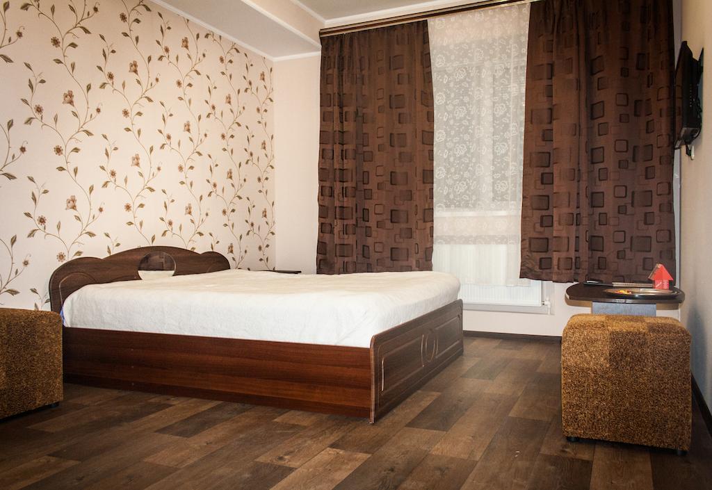 Vesela Bdzhilka Hotel ซูมี ห้อง รูปภาพ